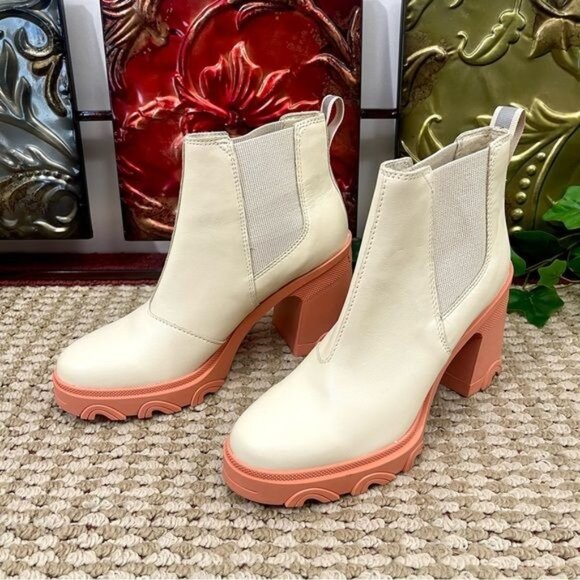 SOREL Brex Waterproof Platform Block Heel Chelsea Bootie in Ivory Size 9.5 - Picture 5 of 13